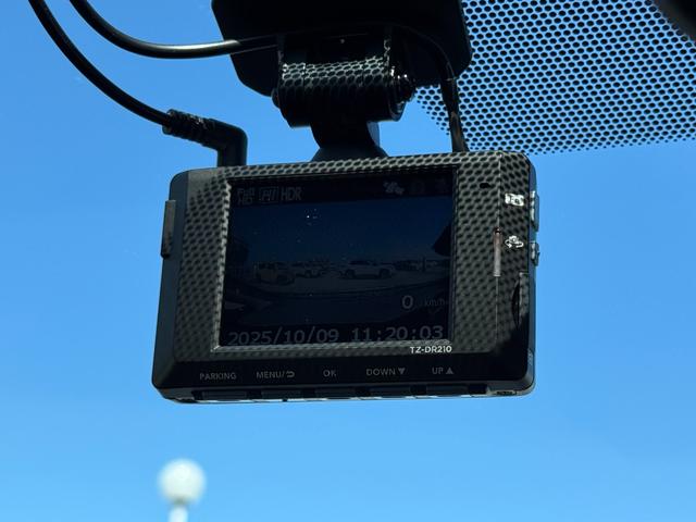 プリウス G 純正8型DA フルセグTV バックカメラ ブラインドスポットモニター シートヒータ HDMI AC100V電源 ETC バックカメラ クルーズコントロール トヨタセーフティセンス 純正19インチアルミ(56枚目)