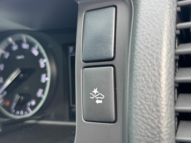 ハイエースバン ロングスーパーGL ダークプライムS パノラミックビューモニター デジタルインナーミラー トヨタセーフティーセンス 専用メッキエンブレム 両側デュアルパワースライドドア スカッフプレート 4本出しスポークステアリングホイール スマートキー(74枚目)