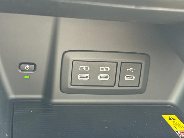 ハリアーハイブリッド Z レザーパッケージ パノラミックビューモニター 調光パノラマルーフ 4WD スペアタイヤ ブラウン革 12.3型JBLナビ ETC2.0 デジタルインナーミラー録画機能 ヘッドアップディスプレイ BSM パワーバックドア(8枚目)