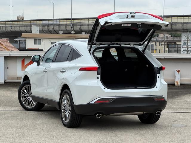 ハリアーハイブリッド Z レザーパッケージ パノラミックビューモニター 調光パノラマルーフ 4WD スペアタイヤ ブラウン革 12.3型JBLナビ ETC2.0 デジタルインナーミラー録画機能 ヘッドアップディスプレイ BSM パワーバックドア(37枚目)