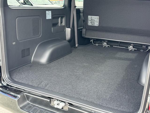 ハイエースバン スーパーGL ダークプライムII デジタルインナーミラー パノラミックビューモニター 両側パワースライド 純正15AW アクセサリーコンセント 衝突軽減ブレーキ フロントドアスカッフプレート スポークステアリング レーンキープアシスト(68枚目)