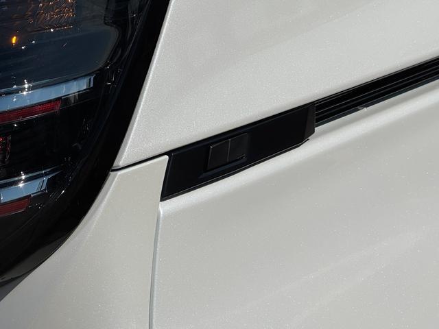 ヴォクシー ハイブリッドS-Z 10.5型DA フルセグ パノラミックビューモニター ユニバーサルステップ パワーバックドア 前席、後席シートヒーター CD,DVDデッキ 三眼LEDヘッド ETC2.0 トヨタチームメイト カイテキ(8枚目)