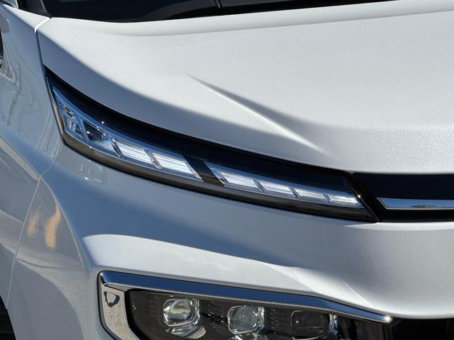 ヴォクシー ハイブリッドS-Z 10.5型DA フルセグ パノラミックビューモニター ユニバーサルステップ パワーバックドア 前席、後席シートヒーター CD,DVDデッキ 三眼LEDヘッド ETC2.0 トヨタチームメイト カイテキ(14枚目)