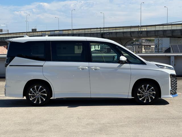 ヴォクシー ハイブリッドS-Z 10.5型DA フルセグ パノラミックビューモニター ユニバーサルステップ パワーバックドア 前席、後席シートヒーター CD,DVDデッキ 三眼LEDヘッド ETC2.0 トヨタチームメイト カイテキ(28枚目)