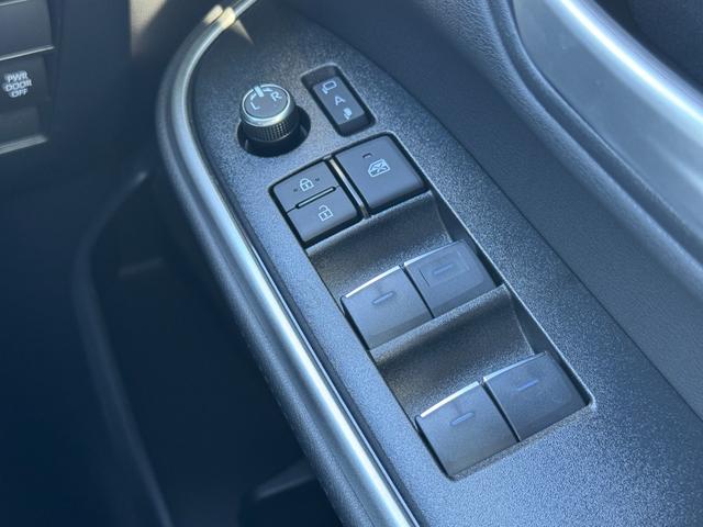 ヴォクシー ハイブリッドS-Z 10.5型DA フルセグ パノラミックビューモニター ユニバーサルステップ パワーバックドア 前席、後席シートヒーター CD,DVDデッキ 三眼LEDヘッド ETC2.0 トヨタチームメイト カイテキ(59枚目)