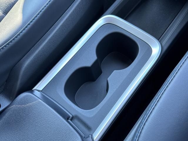 ヴォクシー ハイブリッドS-Z 10.5型DA フルセグ パノラミックビューモニター ユニバーサルステップ パワーバックドア 前席、後席シートヒーター CD,DVDデッキ 三眼LEDヘッド ETC2.0 トヨタチームメイト カイテキ(67枚目)