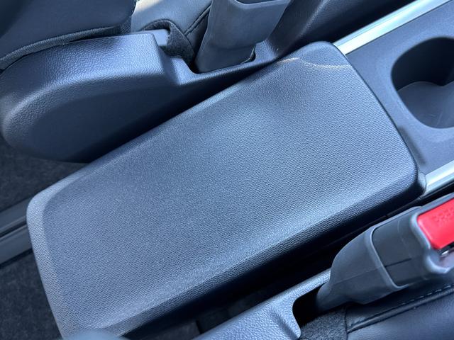 ヴォクシー ハイブリッドS-Z 10.5型DA フルセグ パノラミックビューモニター ユニバーサルステップ パワーバックドア 前席、後席シートヒーター CD,DVDデッキ 三眼LEDヘッド ETC2.0 トヨタチームメイト カイテキ(68枚目)