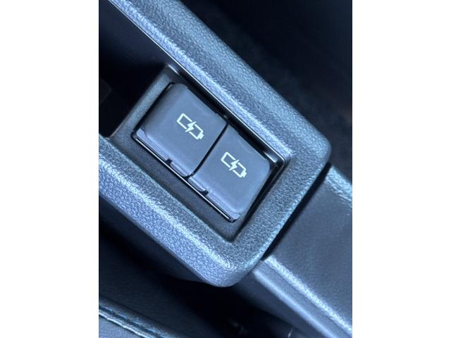 ヴォクシー ハイブリッドS-Z 10.5型DA フルセグ パノラミックビューモニター ユニバーサルステップ パワーバックドア 前席、後席シートヒーター CD,DVDデッキ 三眼LEDヘッド ETC2.0 トヨタチームメイト カイテキ(71枚目)