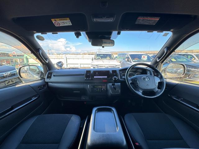 ハイエースバン スーパーGL ダークプライムII ワンオーナー 社外ナビ フルセグTV バックカメラ 両側パワースライドドア AC100V電源 ETC LEDヘッドライト トヨタセーフティセンス クリアランスソナー オートマチックハイビーム アドブル(3枚目)