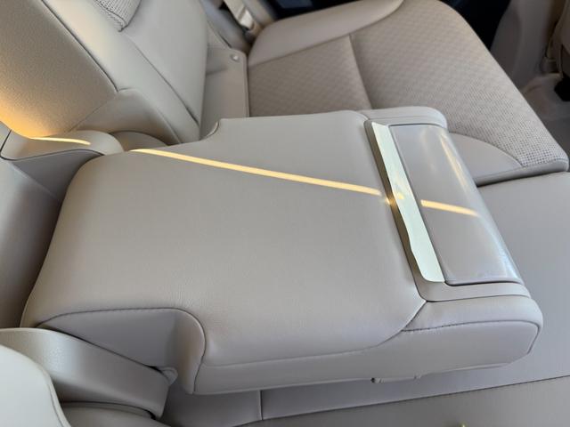 【ドリンクホルダー】オプションのドリンクホルダーになります！！あれば便利のドリンクホルダーもちろん追加オプションも可能です！！！Ｄｕｘｙ清須店愛知県清須市西市場５−５−３までご連絡お待ちしております！