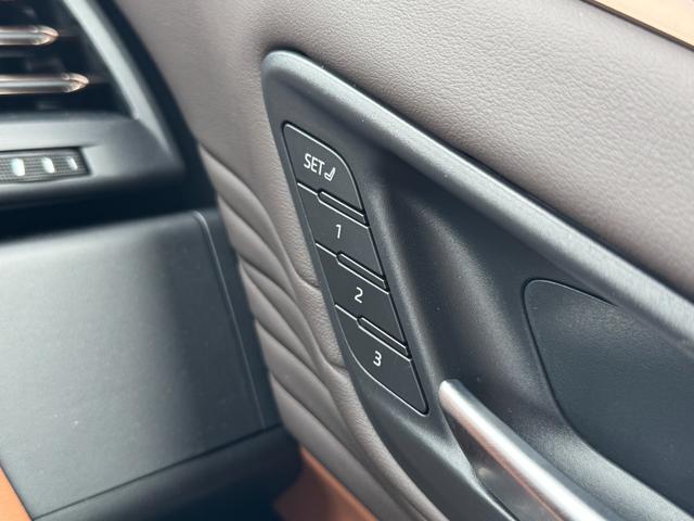 ヴェルファイアハイブリッド Ｚ　プレミア　モデリスタエアロ　独立ルーフ　デジタルミラー　後席モニター　ユニバーサルステップ　１４インチナビ　フルセグＴＶ　パノラミックビューモニター　ブラインドスポットモニター　トヨタチームメイト　茶革シート（46枚目）