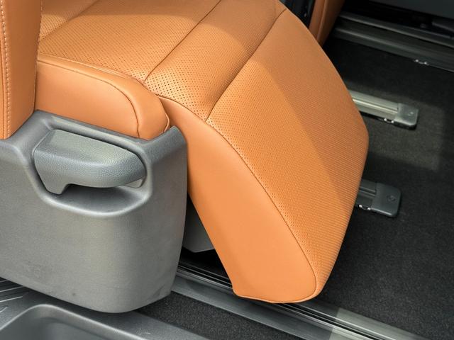 ヴェルファイアハイブリッド Ｚ　プレミア　モデリスタエアロ　独立ルーフ　デジタルミラー　後席モニター　ユニバーサルステップ　１４インチナビ　フルセグＴＶ　パノラミックビューモニター　ブラインドスポットモニター　トヨタチームメイト　茶革シート（70枚目）