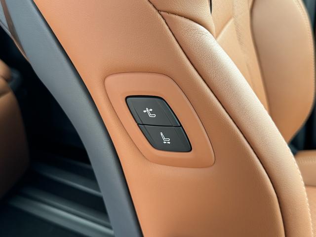 ヴェルファイアハイブリッド Ｚ　プレミア　モデリスタエアロ　独立ルーフ　デジタルミラー　後席モニター　ユニバーサルステップ　１４インチナビ　フルセグＴＶ　パノラミックビューモニター　ブラインドスポットモニター　トヨタチームメイト　茶革シート（75枚目）