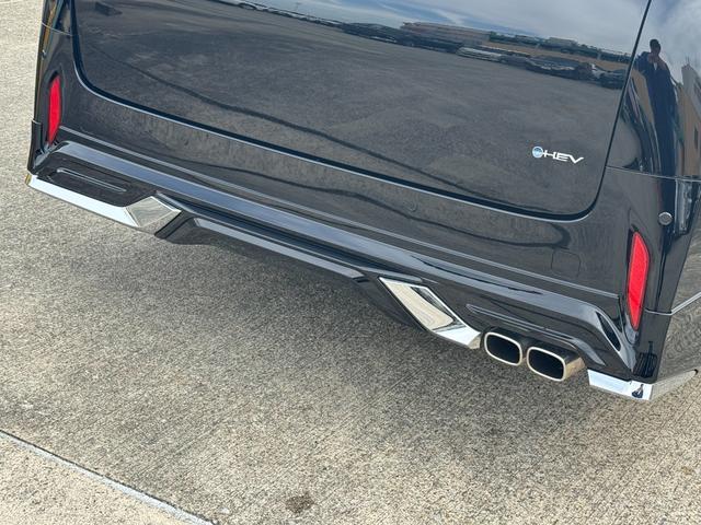 アルファードハイブリッド Ｚ　モデリスタエアロマフラー　左右独立ムーンルーフ　デジタルインナーミラー　純正１４型ナビ　フルセグＴＶ　パノラミックビューモニター　ブラインドスポットモニター　レーダークルーズコントロール　ＥＴＣ２．０（5枚目）