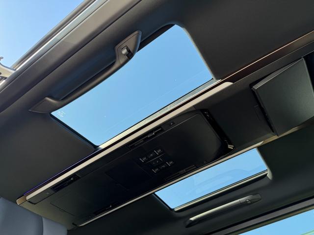 アルファードハイブリッド Ｚ　モデリスタエアロマフラー　左右独立ムーンルーフ　デジタルインナーミラー　純正１４型ナビ　フルセグＴＶ　パノラミックビューモニター　ブラインドスポットモニター　レーダークルーズコントロール　ＥＴＣ２．０（8枚目）