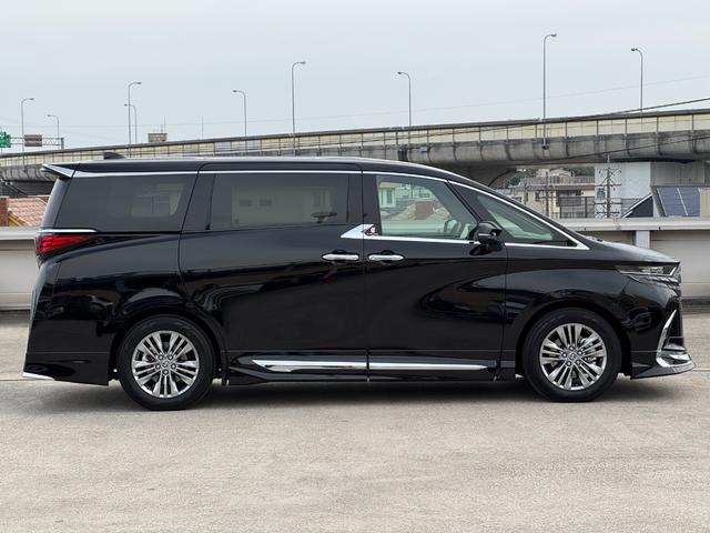 アルファードハイブリッド Ｚ　モデリスタエアロマフラー　左右独立ムーンルーフ　デジタルインナーミラー　純正１４型ナビ　フルセグＴＶ　パノラミックビューモニター　ブラインドスポットモニター　レーダークルーズコントロール　ＥＴＣ２．０（17枚目）