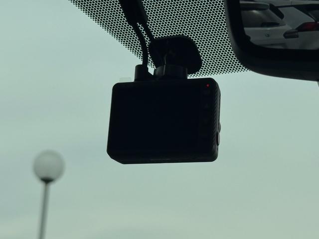 アルファードハイブリッド Ｚ　モデリスタエアロマフラー　左右独立ムーンルーフ　デジタルインナーミラー　純正１４型ナビ　フルセグＴＶ　パノラミックビューモニター　ブラインドスポットモニター　レーダークルーズコントロール　ＥＴＣ２．０（52枚目）