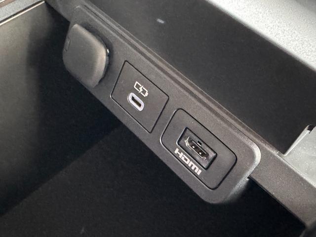 アルファードハイブリッド Ｚ　モデリスタエアロマフラー　左右独立ムーンルーフ　デジタルインナーミラー　純正１４型ナビ　フルセグＴＶ　パノラミックビューモニター　ブラインドスポットモニター　レーダークルーズコントロール　ＥＴＣ２．０（64枚目）