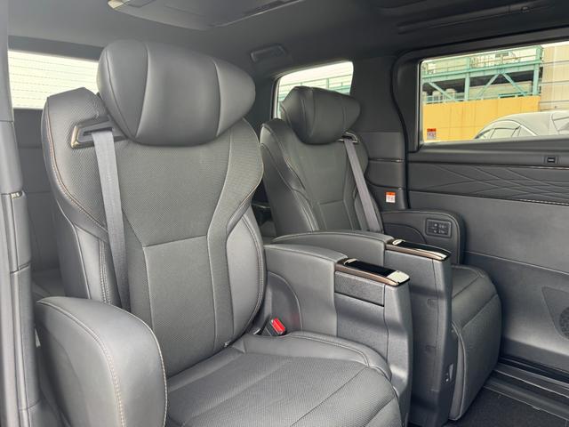 アルファードハイブリッド Ｚ　モデリスタエアロマフラー　左右独立ムーンルーフ　デジタルインナーミラー　純正１４型ナビ　フルセグＴＶ　パノラミックビューモニター　ブラインドスポットモニター　レーダークルーズコントロール　ＥＴＣ２．０（67枚目）