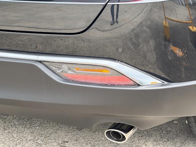 ハリアーハイブリッド Ｚ　レザーパッケージ　黒内装　デジタルミラー　１２．３ＪＢＬサウンドナビ　フルセグＴＶ　パノラミックビューモニター　ブラインドスポットモニター　パワーバックドア　シートヒーター＆クーラー　ＥＴＣ２．０　スペアタイヤ　ＨＵＤ（32枚目）