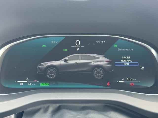 ハリアーハイブリッド Ｚ　レザーパッケージ　黒内装　デジタルミラー　１２．３ＪＢＬサウンドナビ　フルセグＴＶ　パノラミックビューモニター　ブラインドスポットモニター　パワーバックドア　シートヒーター＆クーラー　ＥＴＣ２．０　スペアタイヤ　ＨＵＤ（74枚目）