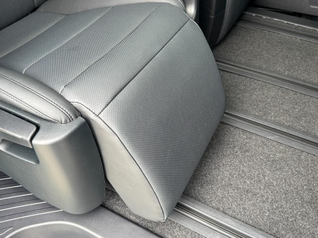 アルファード ２．５Ｓ　Ｃパッケージ　ＴＲＤエアロ　４本出マフラー　サンルーフ　デジタルインナーミラー　純正９型ＤＡ　エントリーナビキット　後席モニター　スペアタイヤ　純正１８ＡＷ　レーダークルーズ　パワーシート　シートヒーター＆クーラー（44枚目）