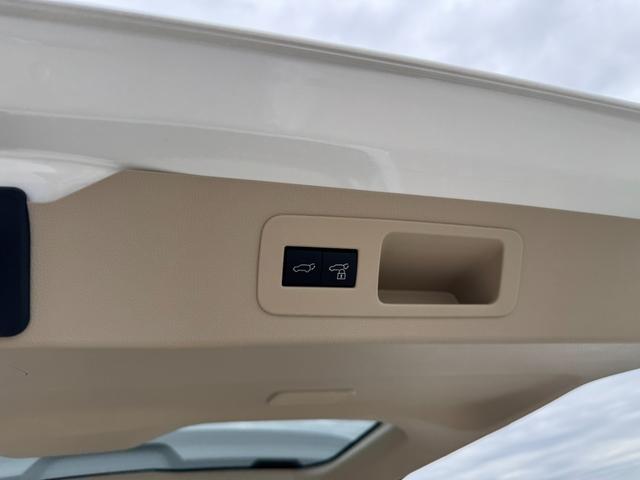 ランドクルーザー ZX モデリスタエアロ GRグリル リアエンター クールBOX 電動デフロック 寒冷地仕様 パノラミックビューモニター ブラインドスポットモニター 純正12.3型JBLナビ フルセグTVブラックルーフレール(75枚目)