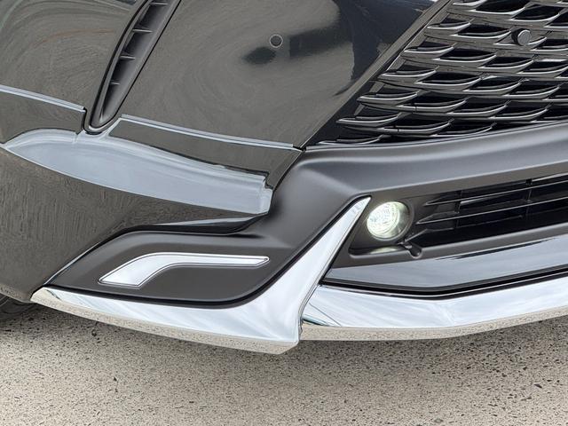 ハリアーハイブリッド Ｚ　レザーパッケージ　モデリスタエアロ　全周囲カメラ　デジタルミラー　ＰＨＥＶグリル　１２．３型ＪＢＬナビ　フルセグＴＶ　ブラインドスポットモニター　ベンチレーション　ステアリングヒーター　ＥＴＣ２０　クルーズコントロール（20枚目）