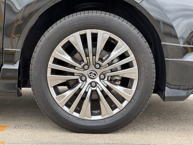 ハリアーハイブリッド Ｚ　レザーパッケージ　モデリスタエアロ　全周囲カメラ　デジタルミラー　ＰＨＥＶグリル　１２．３型ＪＢＬナビ　フルセグＴＶ　ブラインドスポットモニター　ベンチレーション　ステアリングヒーター　ＥＴＣ２０　クルーズコントロール（39枚目）