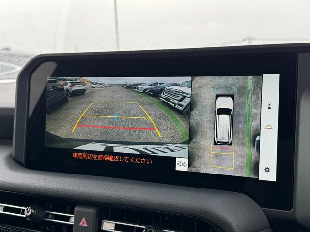 ランドクルーザー２５０ ＺＸファーストエディション　メーカーＪＢＬナビ　フルセグ　サンルーフ　トヨタチームメイト　丸目ＬＥＤヘッドランプ　デジタルインナーミラー　ブラックルーフレール　クルーズコントロール　パノラミックビューモニター　ブラインドスポット（7枚目）