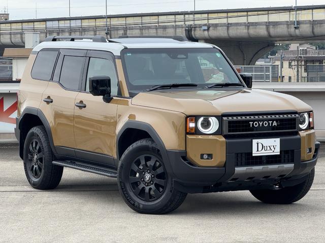 ランドクルーザー２５０ ＺＸファーストエディション　メーカーＪＢＬナビ　フルセグ　サンルーフ　トヨタチームメイト　丸目ＬＥＤヘッドランプ　デジタルインナーミラー　ブラックルーフレール　クルーズコントロール　パノラミックビューモニター　ブラインドスポット（8枚目）