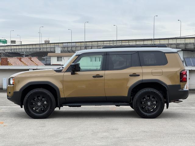 ランドクルーザー２５０ ＺＸファーストエディション　メーカーＪＢＬナビ　フルセグ　サンルーフ　トヨタチームメイト　丸目ＬＥＤヘッドランプ　デジタルインナーミラー　ブラックルーフレール　クルーズコントロール　パノラミックビューモニター　ブラインドスポット（24枚目）