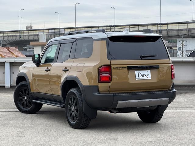 ランドクルーザー２５０ ＺＸファーストエディション　メーカーＪＢＬナビ　フルセグ　サンルーフ　トヨタチームメイト　丸目ＬＥＤヘッドランプ　デジタルインナーミラー　ブラックルーフレール　クルーズコントロール　パノラミックビューモニター　ブラインドスポット（26枚目）