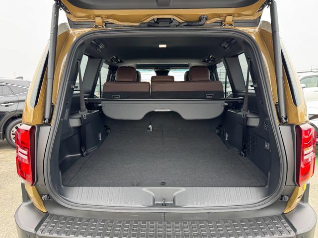 ランドクルーザー２５０ ＺＸファーストエディション　メーカーＪＢＬナビ　フルセグ　サンルーフ　トヨタチームメイト　丸目ＬＥＤヘッドランプ　デジタルインナーミラー　ブラックルーフレール　クルーズコントロール　パノラミックビューモニター　ブラインドスポット（45枚目）