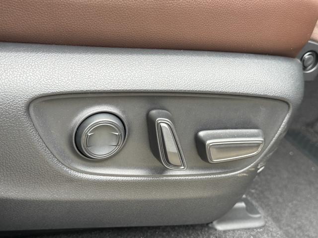 ランドクルーザー２５０ ＺＸファーストエディション　メーカーＪＢＬナビ　フルセグ　サンルーフ　トヨタチームメイト　丸目ＬＥＤヘッドランプ　デジタルインナーミラー　ブラックルーフレール　クルーズコントロール　パノラミックビューモニター　ブラインドスポット（56枚目）