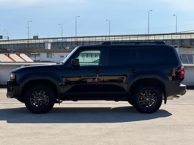 ランドクルーザー２５０ ＶＸ　特別限定ローン　モデリスタプロテクターキット　１２．３型コネクティッドナビ　デジタルインナーミラー　パノラミックビューモニター　フルセグＴＶ　寒冷地仕様　ＨＤＭＩ入力端子　前席シートヒーター＆クーラー（25枚目）