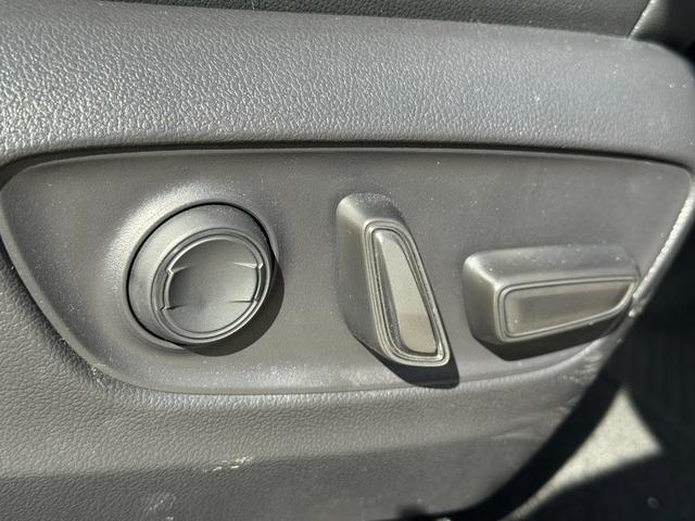 ランドクルーザー２５０ ＶＸ　特別限定ローン　モデリスタプロテクターキット　１２．３型コネクティッドナビ　デジタルインナーミラー　パノラミックビューモニター　フルセグＴＶ　寒冷地仕様　ＨＤＭＩ入力端子　前席シートヒーター＆クーラー（52枚目）