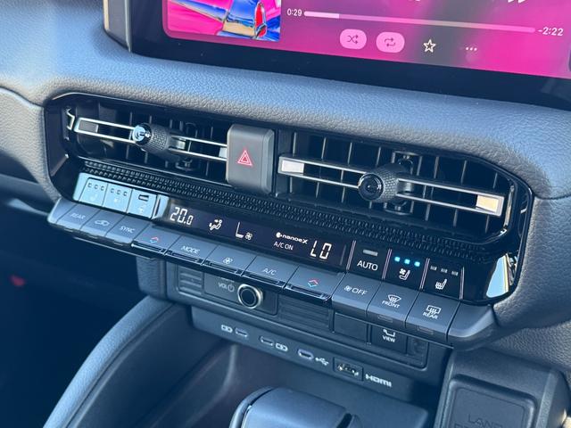 ランドクルーザー２５０ ＶＸ　特別限定ローン　モデリスタプロテクターキット　１２．３型コネクティッドナビ　デジタルインナーミラー　パノラミックビューモニター　フルセグＴＶ　寒冷地仕様　ＨＤＭＩ入力端子　前席シートヒーター＆クーラー（57枚目）