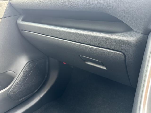 RAV4 X ALPAINナビ フルセグTV バックカメラ レーダクルーズコントロール LEDルームランプ ドライブレコーダー イエローフォグ 純正17インチアルミ トヨタセーフティセンス マルチインフォメーション(68枚目)