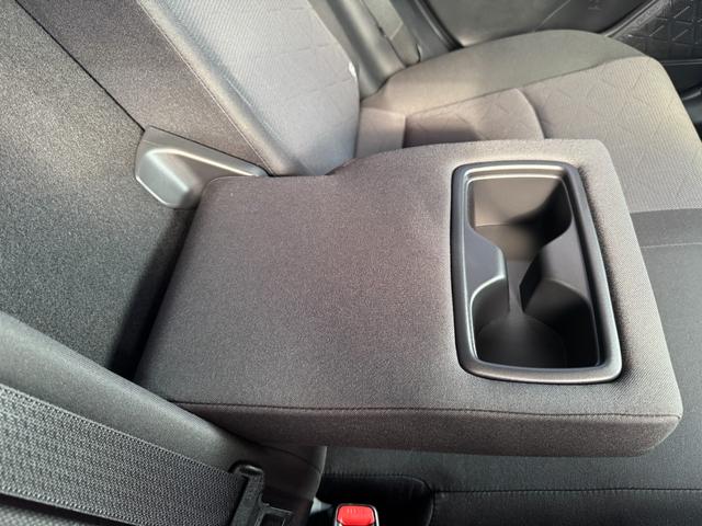 RAV4 X ALPAINナビ フルセグTV バックカメラ レーダクルーズコントロール LEDルームランプ ドライブレコーダー イエローフォグ 純正17インチアルミ トヨタセーフティセンス マルチインフォメーション(76枚目)