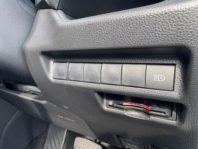 RAV4 X ALPAINナビ フルセグTV バックカメラ レーダクルーズコントロール LEDルームランプ ドライブレコーダー イエローフォグ 純正17インチアルミ トヨタセーフティセンス マルチインフォメーション(44枚目)