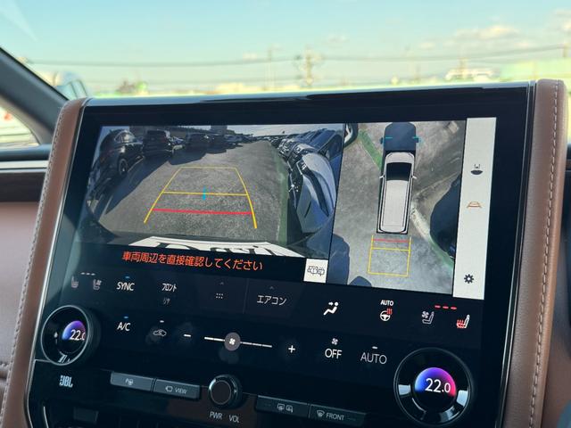 ヴェルファイアハイブリッド エグゼクティブラウンジ　茶内装　ＧＲエアロ　左右独立ルーフ　デジタルインナーミラー　純正１４型ＪＢＬサウンドナビ　リアエンターテイメントシステム　パノラミックビューモニター　ブラインドスポットモニタ　ＥＴＣ　ＨＤＭＩ入力端子（7枚目）