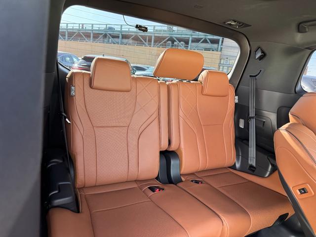 ヴェルファイアハイブリッド エグゼクティブラウンジ　茶内装　ＧＲエアロ　左右独立ルーフ　デジタルインナーミラー　純正１４型ＪＢＬサウンドナビ　リアエンターテイメントシステム　パノラミックビューモニター　ブラインドスポットモニタ　ＥＴＣ　ＨＤＭＩ入力端子（44枚目）