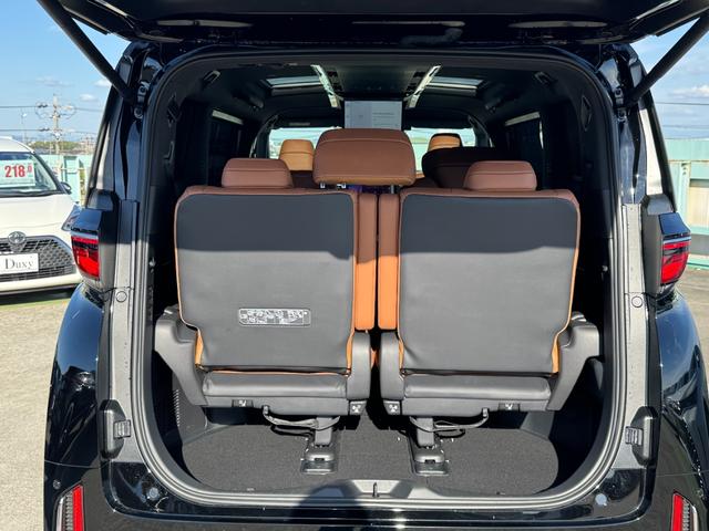 ヴェルファイアハイブリッド エグゼクティブラウンジ　茶内装　ＧＲエアロ　左右独立ルーフ　デジタルインナーミラー　純正１４型ＪＢＬサウンドナビ　リアエンターテイメントシステム　パノラミックビューモニター　ブラインドスポットモニタ　ＥＴＣ　ＨＤＭＩ入力端子（45枚目）