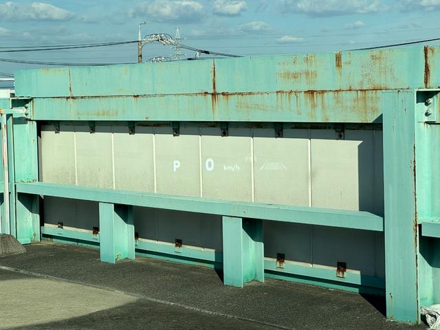 ヴェルファイアハイブリッド エグゼクティブラウンジ　茶内装　ＧＲエアロ　左右独立ルーフ　デジタルインナーミラー　純正１４型ＪＢＬサウンドナビ　リアエンターテイメントシステム　パノラミックビューモニター　ブラインドスポットモニタ　ＥＴＣ　ＨＤＭＩ入力端子（61枚目）