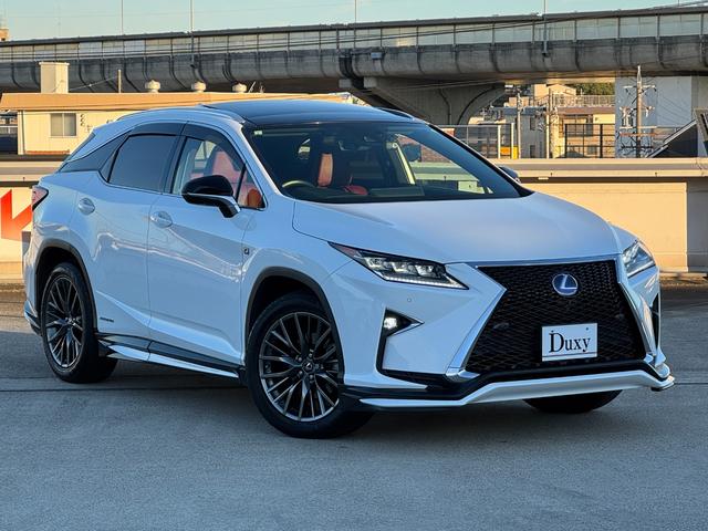 ＲＸ ＲＸ４５０ｈ　Ｆスポーツ　ＴＲＤエアロ＆４本出マフラー　全席シートヒーター　２列目パワーシート　赤革シート　パノラマルーフ　全周囲　ナビＴＶ　ＥＴＣ２．０　Ｐゲート　ＢＳＭ　ＨＵＤ　置く充電　ハンドルヒーター　ベンチレーション（10枚目）