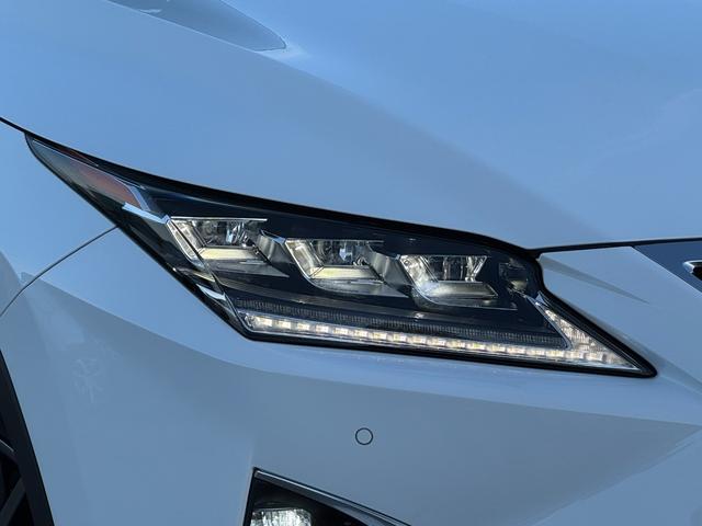 ＲＸ ＲＸ４５０ｈ　Ｆスポーツ　ＴＲＤエアロ＆４本出マフラー　全席シートヒーター　２列目パワーシート　赤革シート　パノラマルーフ　全周囲　ナビＴＶ　ＥＴＣ２．０　Ｐゲート　ＢＳＭ　ＨＵＤ　置く充電　ハンドルヒーター　ベンチレーション（12枚目）