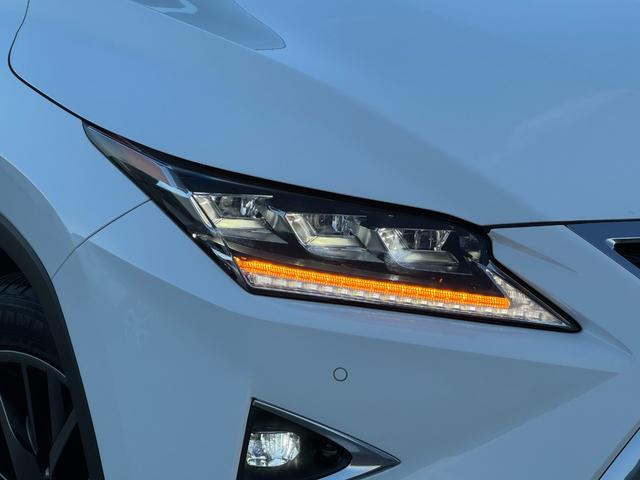 ＲＸ ＲＸ４５０ｈ　Ｆスポーツ　ＴＲＤエアロ＆４本出マフラー　全席シートヒーター　２列目パワーシート　赤革シート　パノラマルーフ　全周囲　ナビＴＶ　ＥＴＣ２．０　Ｐゲート　ＢＳＭ　ＨＵＤ　置く充電　ハンドルヒーター　ベンチレーション（13枚目）