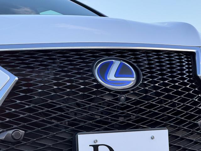 ＲＸ ＲＸ４５０ｈ　Ｆスポーツ　ＴＲＤエアロ＆４本出マフラー　全席シートヒーター　２列目パワーシート　赤革シート　パノラマルーフ　全周囲　ナビＴＶ　ＥＴＣ２．０　Ｐゲート　ＢＳＭ　ＨＵＤ　置く充電　ハンドルヒーター　ベンチレーション（21枚目）