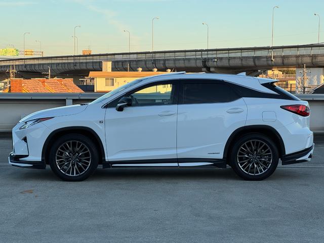 ＲＸ ＲＸ４５０ｈ　Ｆスポーツ　ＴＲＤエアロ＆４本出マフラー　全席シートヒーター　２列目パワーシート　赤革シート　パノラマルーフ　全周囲　ナビＴＶ　ＥＴＣ２．０　Ｐゲート　ＢＳＭ　ＨＵＤ　置く充電　ハンドルヒーター　ベンチレーション（22枚目）